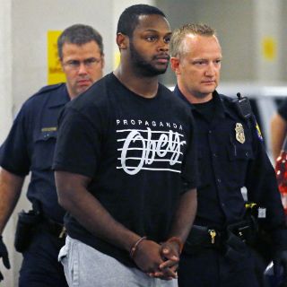 Detallan nuevo caso de violencia doméstica en la NFL