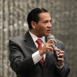 Localizan a empleados menores de edad en empresa de leche