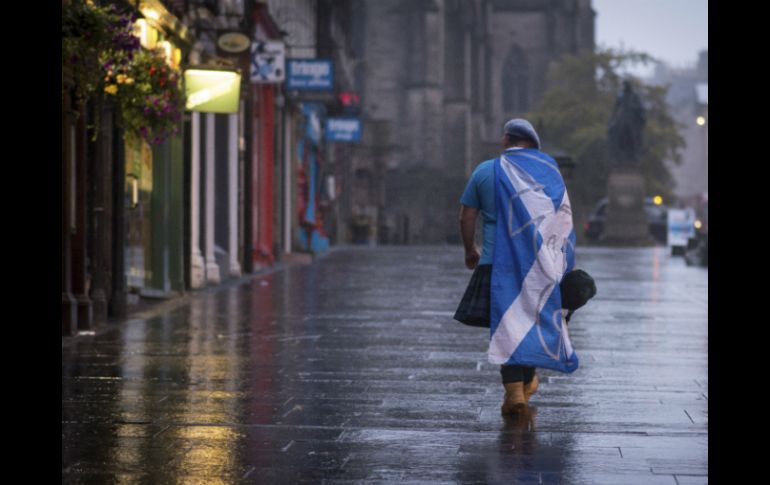 Casi la mitad de el electorado, ahora tiene que asimilar la derrota. AP  S. Rousseau  /