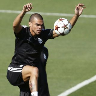 Real Madrid descarta a Pepe para su próximo partido