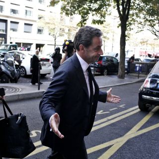 Sarkozy anuncia su vuelta a la política