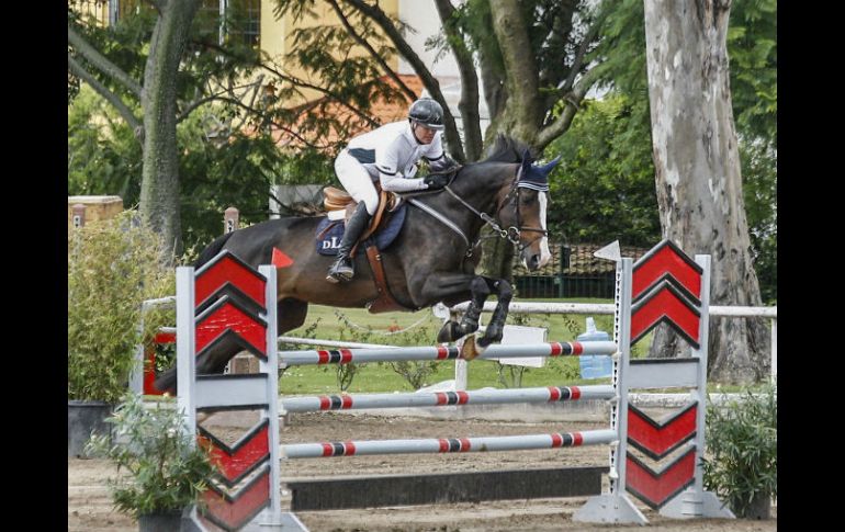 Marco Antonio de la Torre, a lomos de 'Vincent', fue el ganador de la jornada de ayer. EL INFORMADOR  A. Hernández  /
