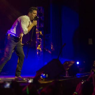 Tapatíos alucinan con Yahir