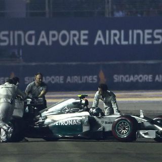 Nico Rosberg abandona el Gran Premio de Singapur
