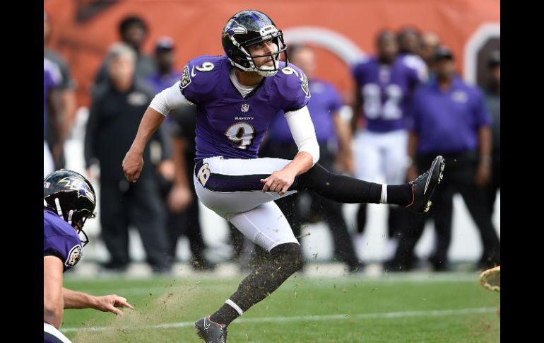 Justin Tucker conectó un gol de campo de 32 yardas sin tiempo en el reloj para darle a los Cuervos el triunfo AFP  J. Miller.  /