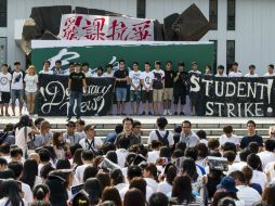Muchos estudiantes se han unido también a una huelga de hambre rechazando las intenciones del gobierno chino. AFP X. Olleros  /