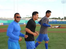 Jugadores de Charros de Jalisco se preparan para su próximo encuentro. TWITTER / @charrosbeisbol