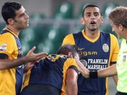 La falla de Márquez pesó contra el marcador del Hellas Verona. TWITTER / @HellasVeronaFC