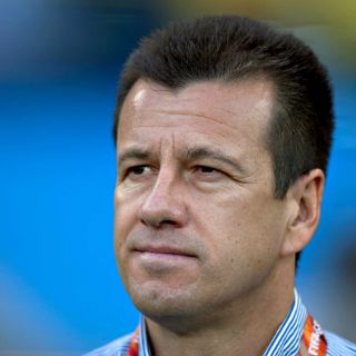 Dunga compara a Neymar con Romário