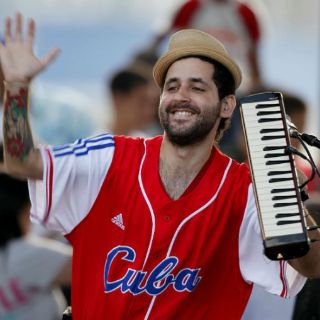 'Visitante', ¿el 'rey Midas' de los Grammy?