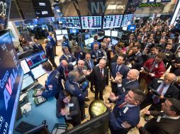 S&P cede 8.87 puntos y se coloca en mil 989.43 unidades. EFE / ARCHIVO