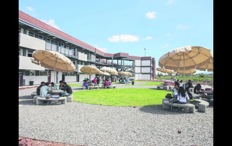 El Centro Universitario de Tonalá abrió sus puertas el pasado 25 de agosto con 11 carreras. EL INFORMADOR /  F. Atilano