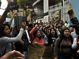 Desde muy temprano alumnos de 12 planteles se manifestaron este viernes. SUN / M. Olvera