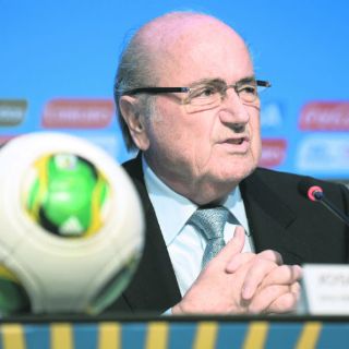 FIFA prohibirá el control de futbolistas por empresas