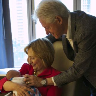 Los Clinton, felices con el nacimiento de su nieta Charlotte