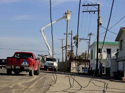La CFE sigue con su labor para la recuperación total del estado. SUN / ARCHIVO
