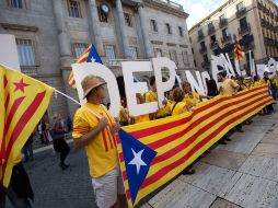 La campaña inicia luego de que Artur Mas firmara el decreto de convocatoria de la consulta. AP / ARCHIVO