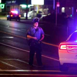 Lanzan cacería humana en Ferguson por policía baleado
