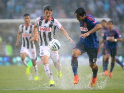 El jugador busca ganarle un día al proceso de recuperación de su lesión para poder reincorporarse al equipo. MEXSPORT / ARCHIVO