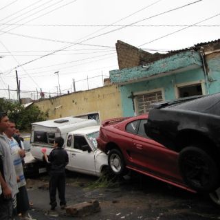 Tormenta provoca estragos en Balcones de Oblatos