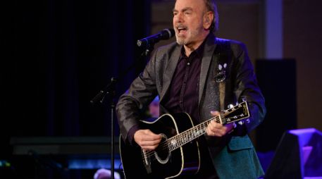 El intérprete de 'Song sung blue' y 'Sweet Caroline' se presenta en el Palacio de los Deportes el próximo 23 de abril.  / E. Agostini