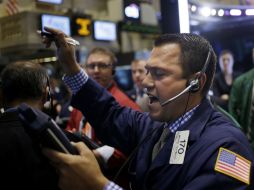 El índice de Nasdaq retrocedió un 1.59 por ciento. AP / ARCHIVO