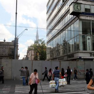 Avanza marcha conmemorativa del 2 de octubre