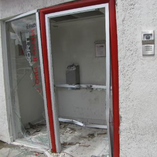 Roban un cajero automático y dos bancos en Guadalajara