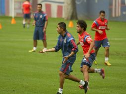 Ramón Morales estuvo durante el entrenamiento de Chivas de este viernes. EL INFORMADOR / J. Mendoza