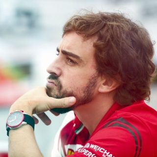 Fernando Alonso asegura que dejará Ferrari por decisión propia