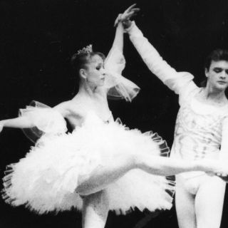 Ballet de Kiev luce imponente mezcla de estética y virtuosismo