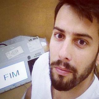 Brasileños burlan leyes electorales; toman 'selfies' en urnas