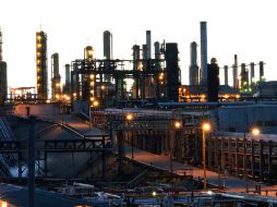 La EIA proyecta  aumento de producción petrolera mexicana a 2.9 millones de barriles diarios para 2020. EFE / ARCHIVO