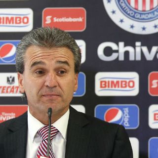 Néstor de la Torre hará 'operación cicatriz' en Chivas