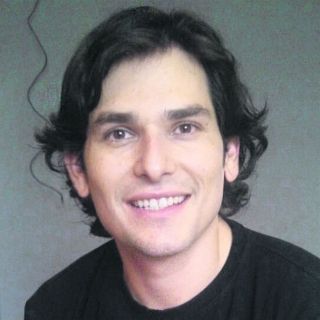 Alan Estrada, en la cima del teatro musical