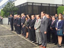 La jornada de los consejeros comienza con la ceremonia de izamiento de bandera en el patio central del INE. TWITTER / @INEMexico