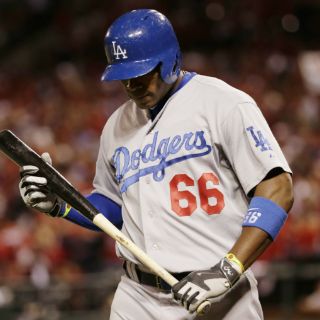 Yasiel Puig queda fuera de alineación de Dodgers