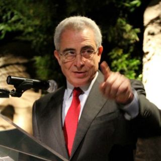Hay perspectivas mediocres por políticas mediocres, señala Zedillo