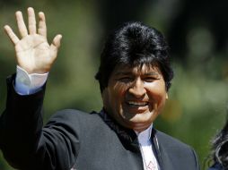 Pese que la constitución permite sólo dos mandatos consecutivos; el Tribunal avala la candidatura de Morales. AP / ARCHIVO.