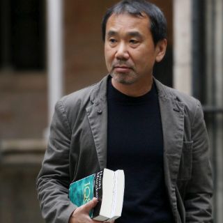 Murakami recibe burlas por no ganar el Nobel de Literatura