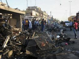 Destruyen un coche del grupo EI en el que llevaban una ametralladora pesada. EFE / A. Ali