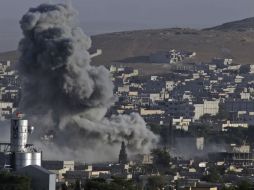 La coalición encabezada por Estados Unidos comienza una acción militar por el aire en Siria e Iraq. AP / L. Pitakaris