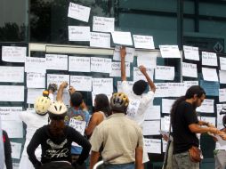 Los organizadores colocaron los nombres de 152 víctimas de accidentes viales. EL INFORMADOR / A. Hinojosa