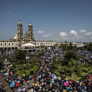 Llaman a la Virgen, la salvadora de la miseria y el pecado