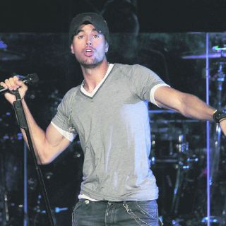 ¿Enrique Iglesias está soltero?