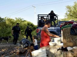 Se mantienen bloqueos debido a la presencia de grupos armados en la zona. AFP / Y. Cortez