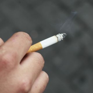 Dieta saludable y evitar tabaco, reducen riesgo de cáncer