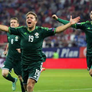 Irlanda del Norte mantiene paso perfecto rumbo a Eurocopa 2016