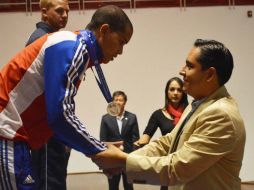 El equipo varonil gana medallas de plata con mil 856 puntos. TWITTER /  @CODEJALISCO