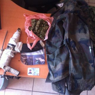 Presunto ex militar es detenido con rifle en Tlajomulco